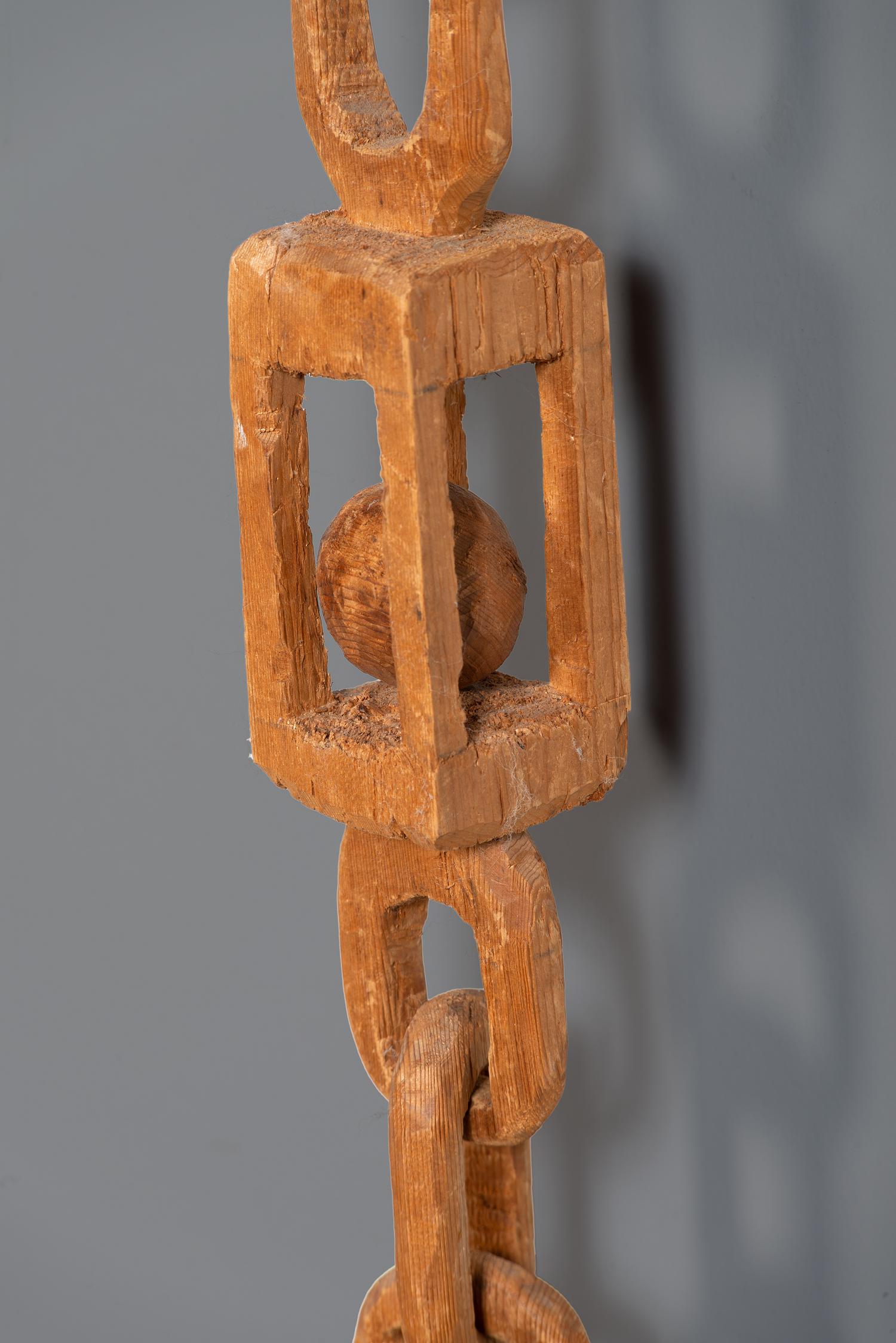 A Folk Art Carved Sailor's Whimsy Chain