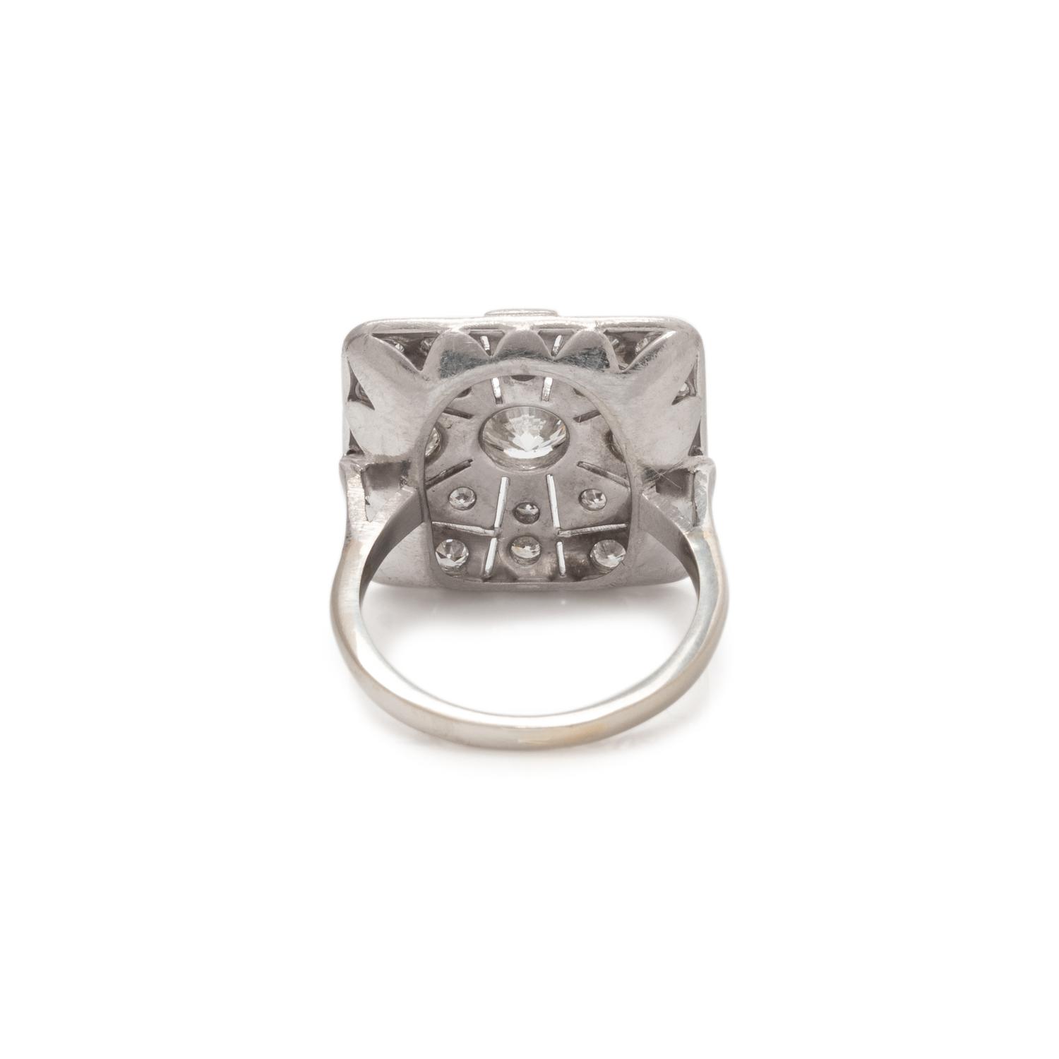 DIAMOND RING