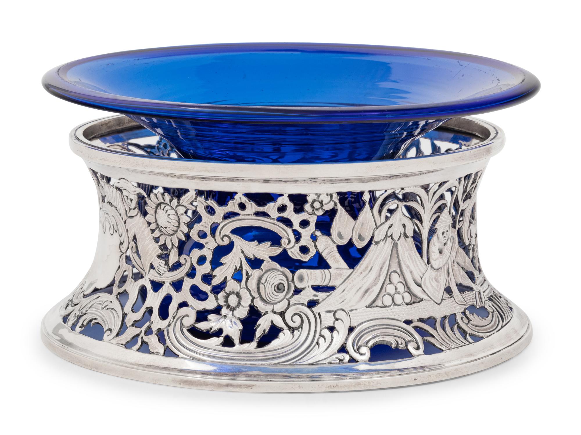 A Victorian Silver Dish Ring