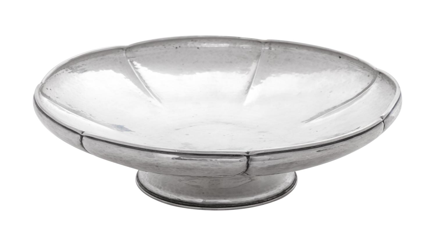An American Silver Footed Bowl, Lebolt & Co., Chicago, IL, with hammered surfaces.