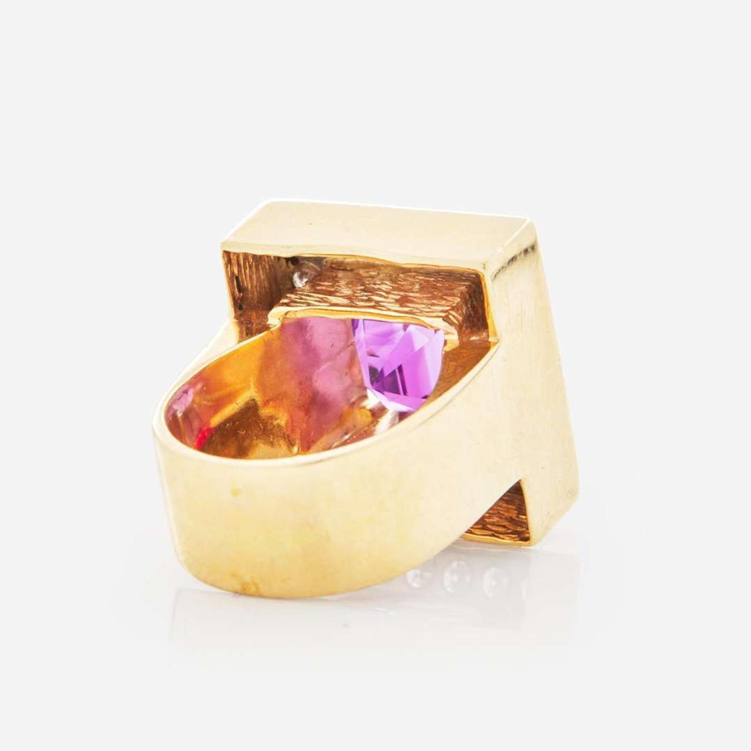 A 14K Yellow Gold, Diamond, and Amethyst Ring