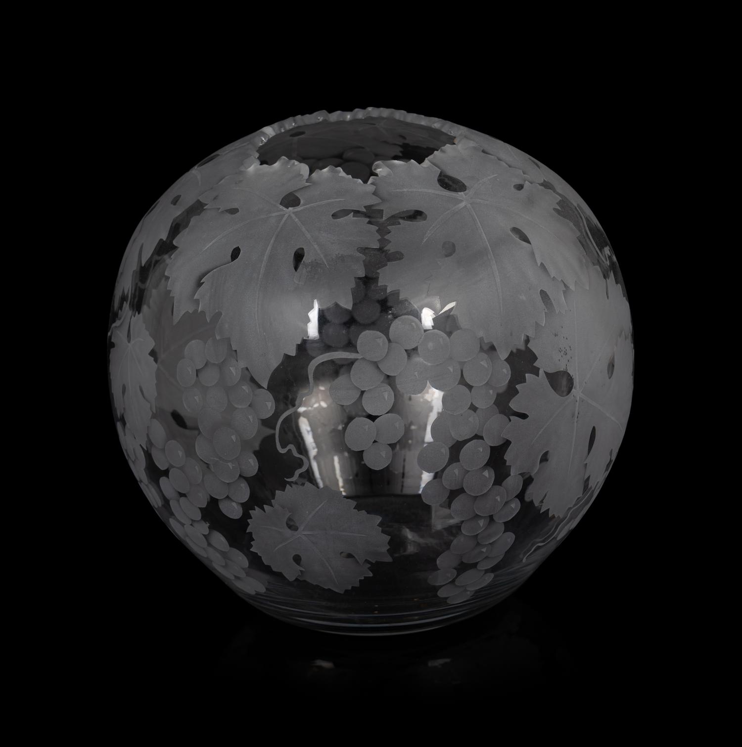 A Cynthia Myers Studio Art Glass Vase