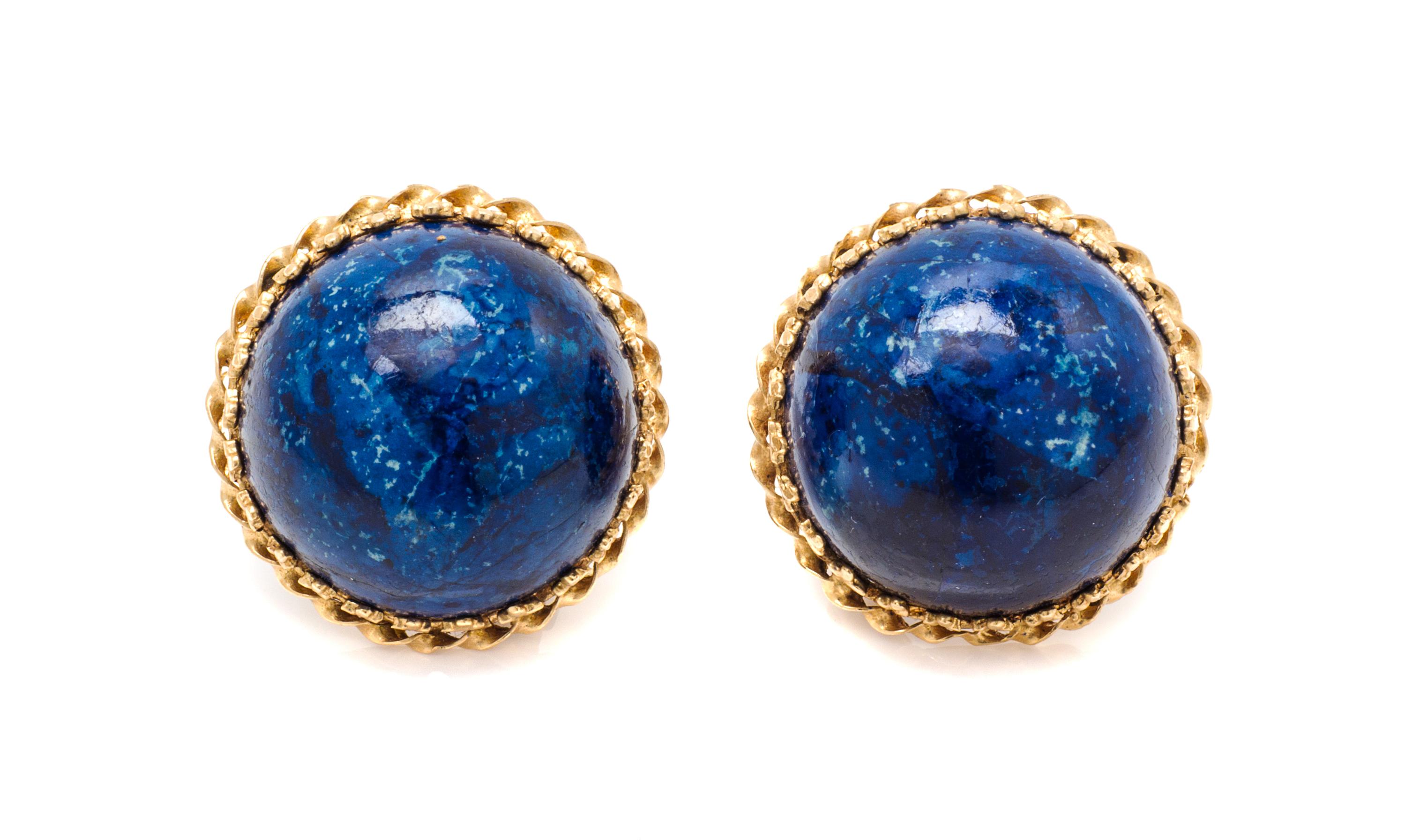 A Pair of Yellow Gold and Lapis Lazuli Earclips, 8.50 dwts.
