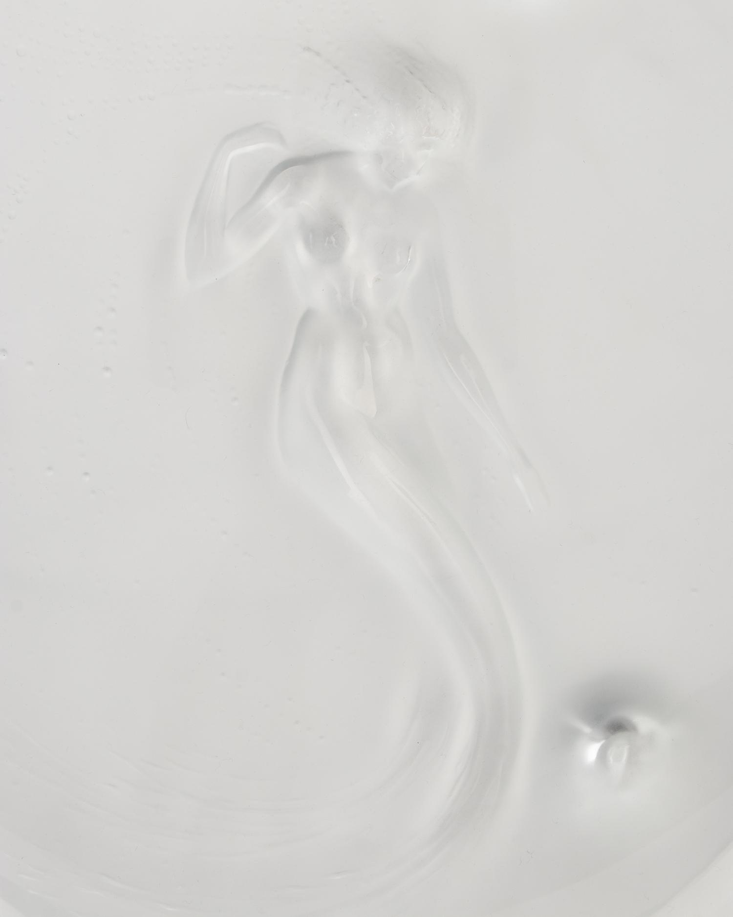 A Lalique Trepied Sirène Charger