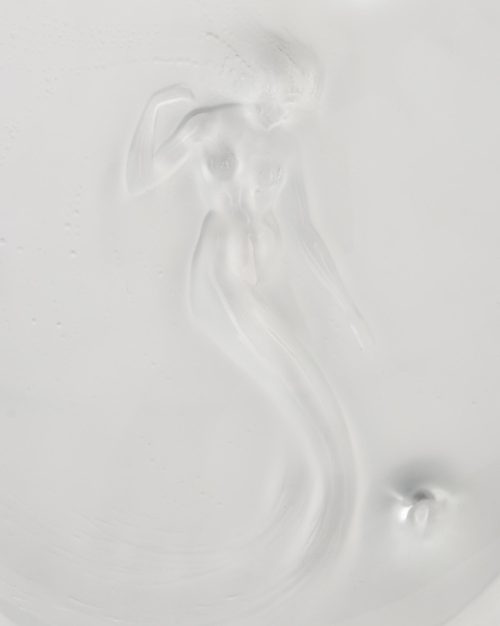 A Lalique Trepied Sirène Charger