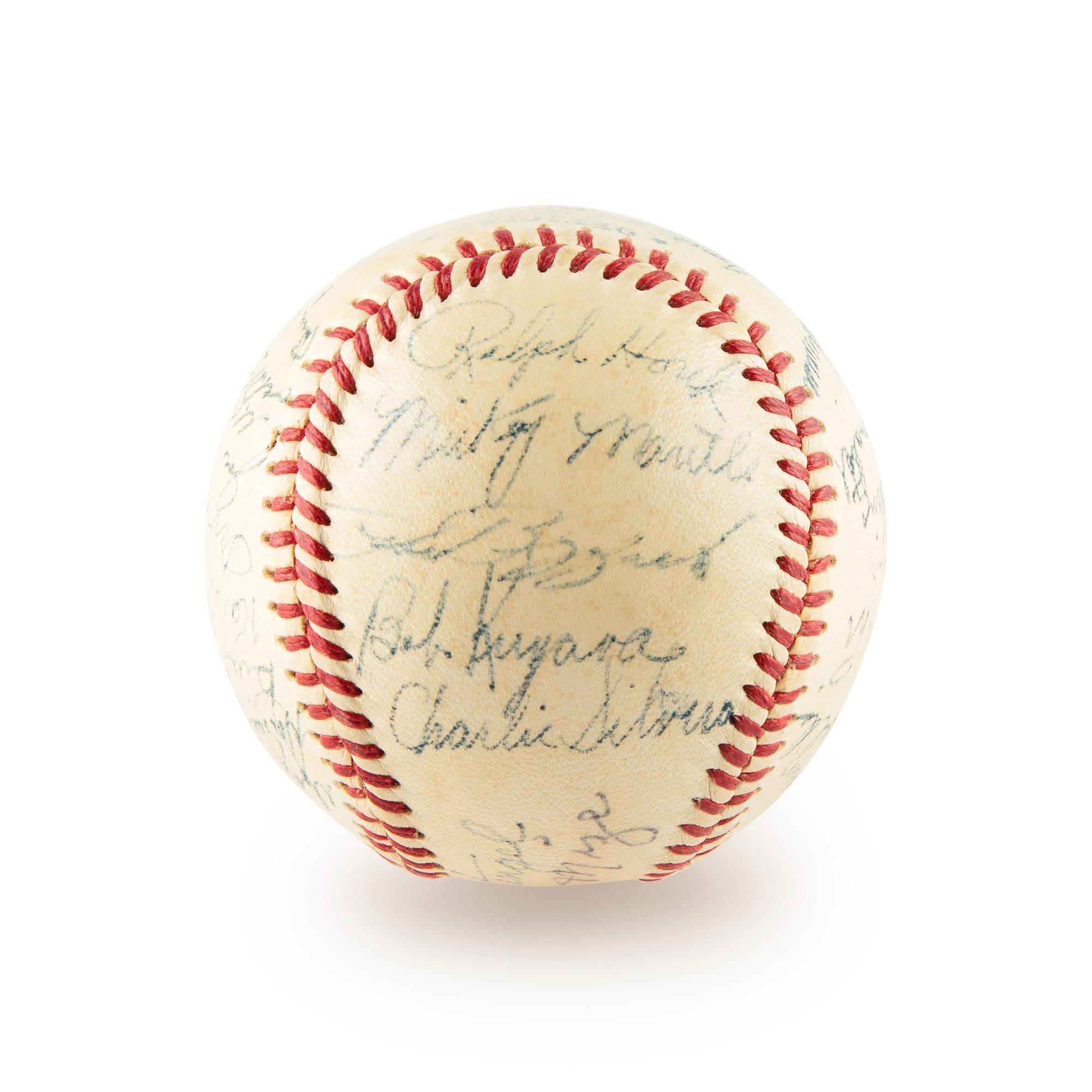 A 1952 New York Yankees Team Signed Autograph Baseball Including Mickey Mantle (Beckett Authentication Services)