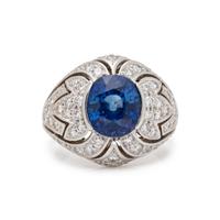 WHITE GOLD, SAPPHIRE AND DIAMOND RING