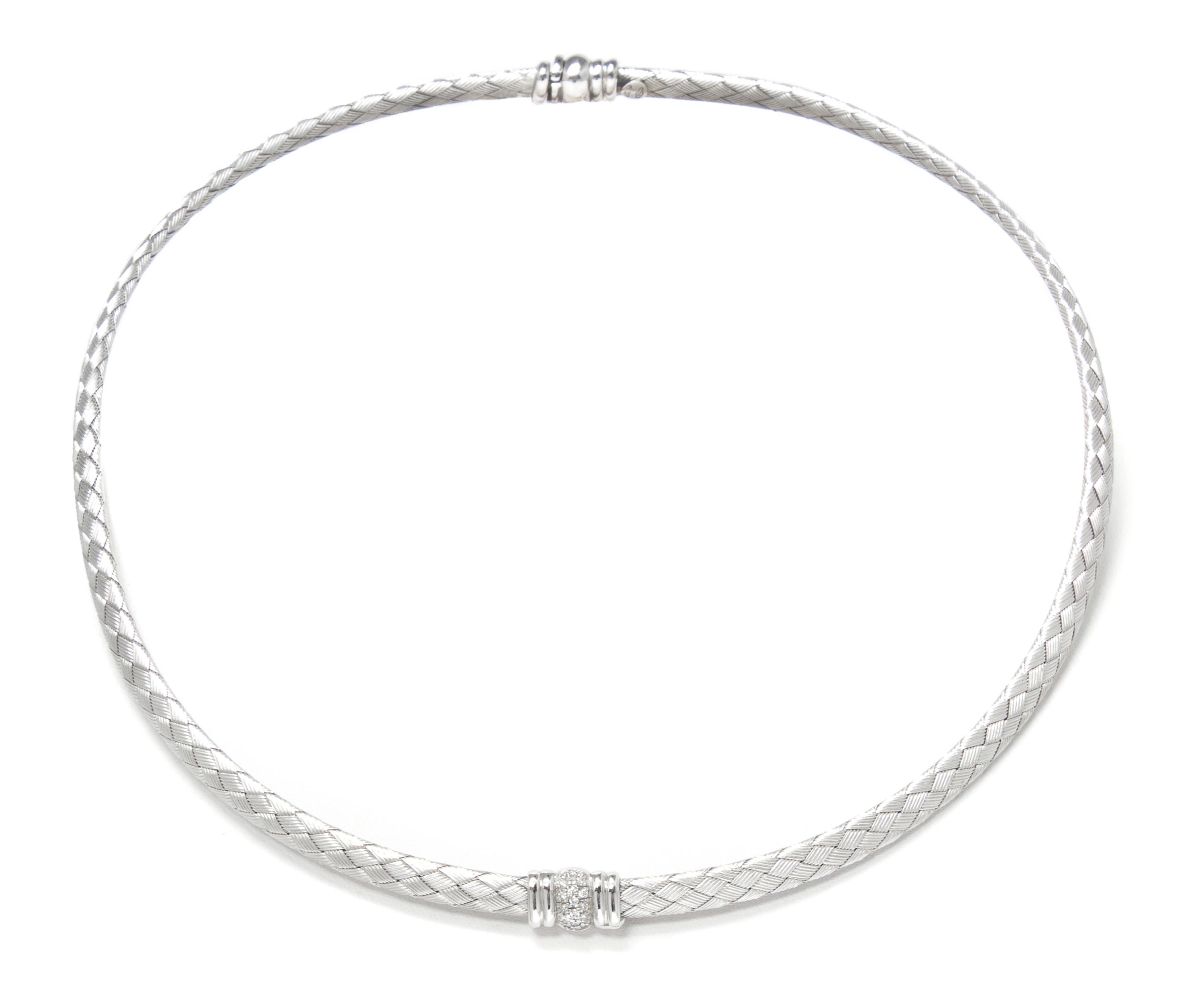 An 18 Karat White Gold and Diamond Collar Necklace, Italy, 19.40 dwts.