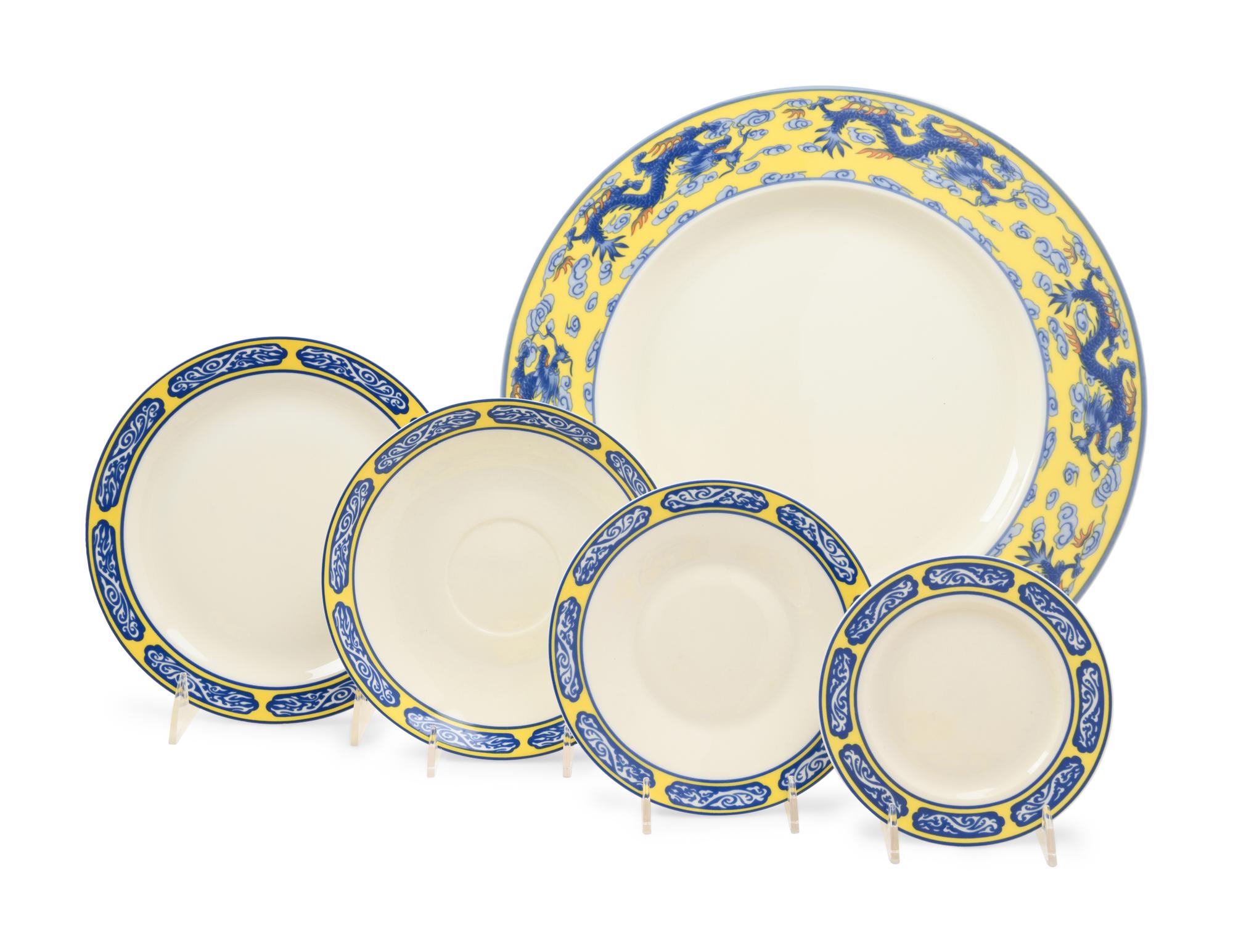 A Chinese Porcelain Dinner Service