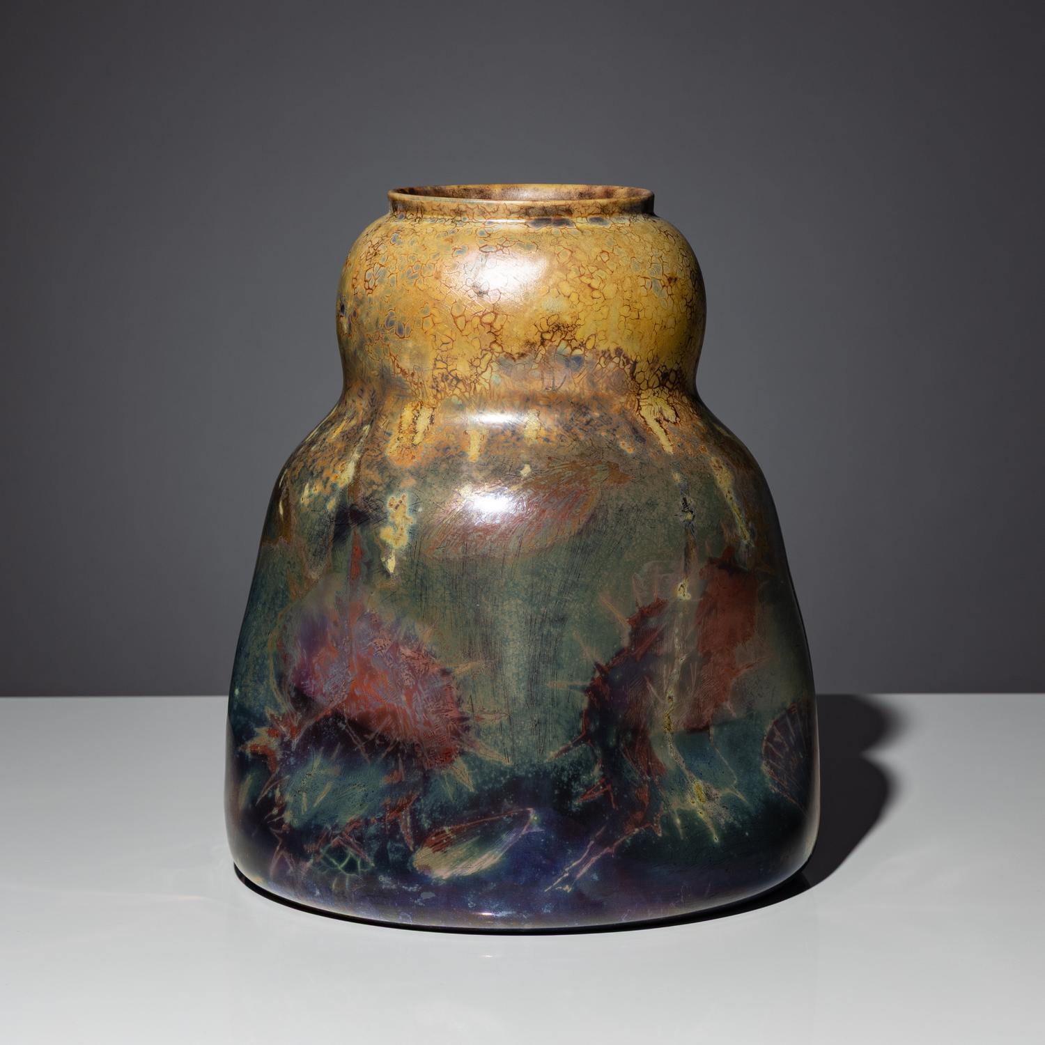 Large vase with seashell decor