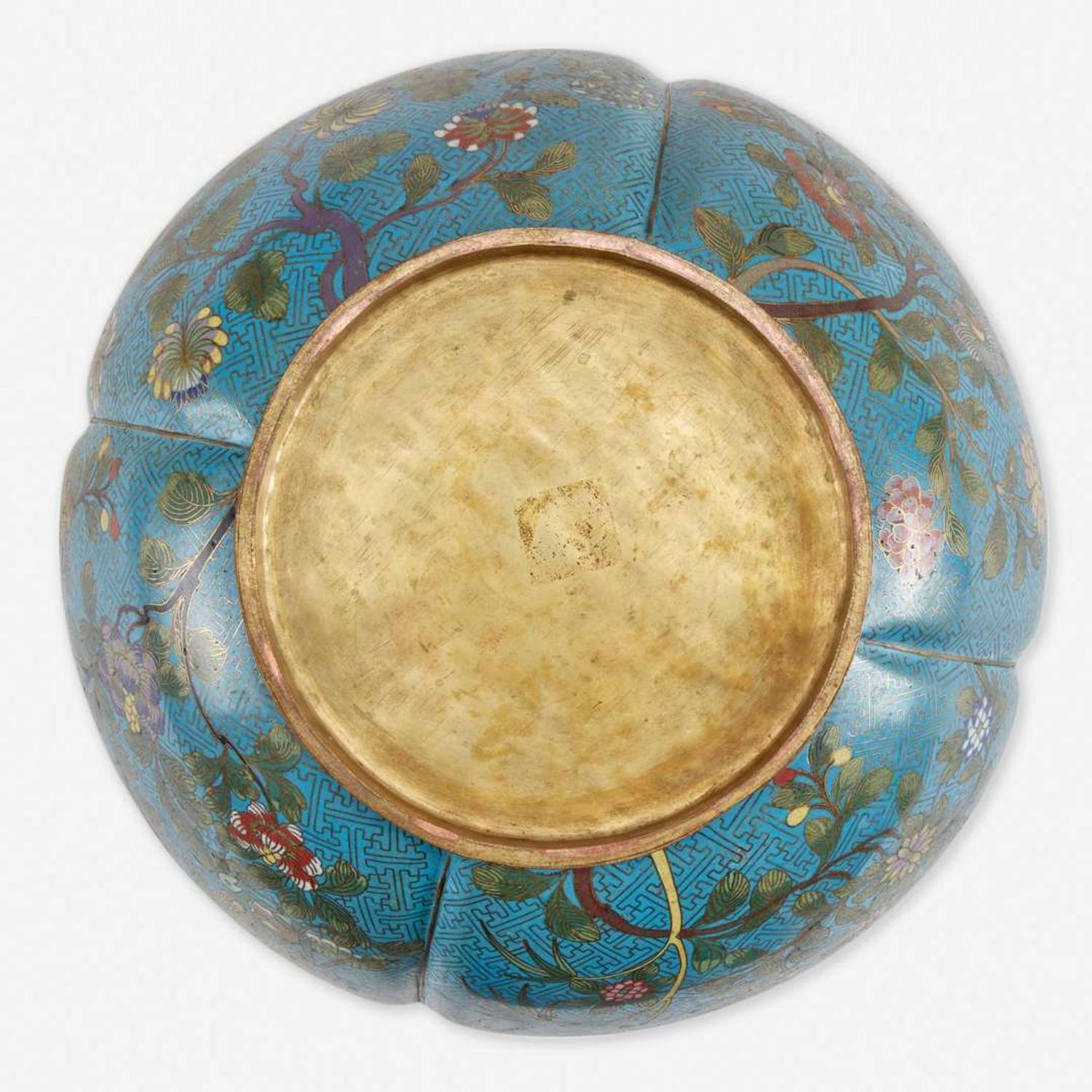 A Chinese turquoise ground lobed jardinière 铜胎松石绿地瓜棱盆