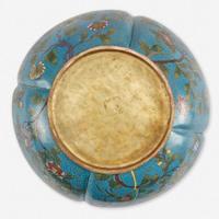 A Chinese turquoise ground lobed jardinière 铜胎松石绿地瓜棱盆