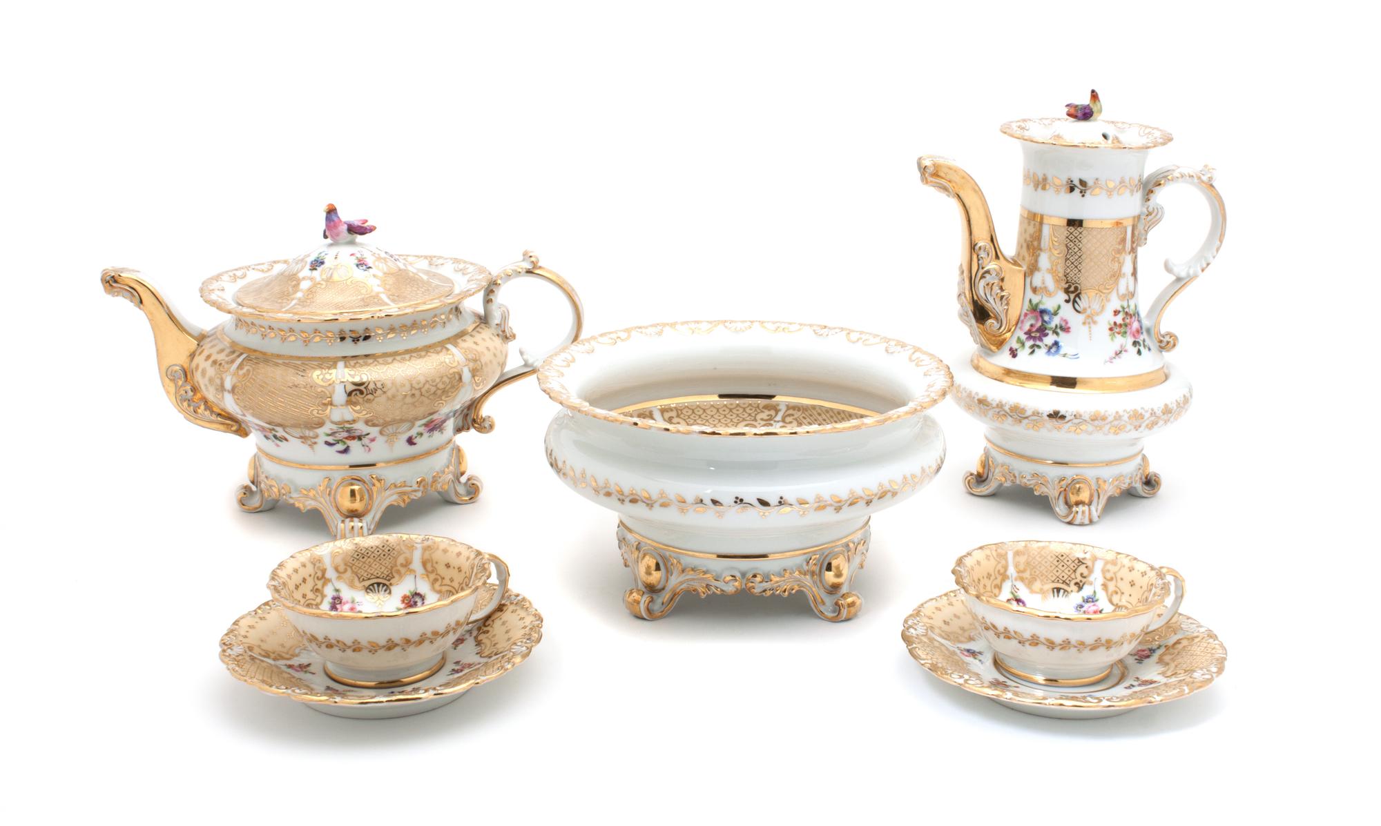 A Partial Jacob Petite Porcelain Tea Set Diameter of first 8 1/2 inches. — 19TH/20TH CENTURY