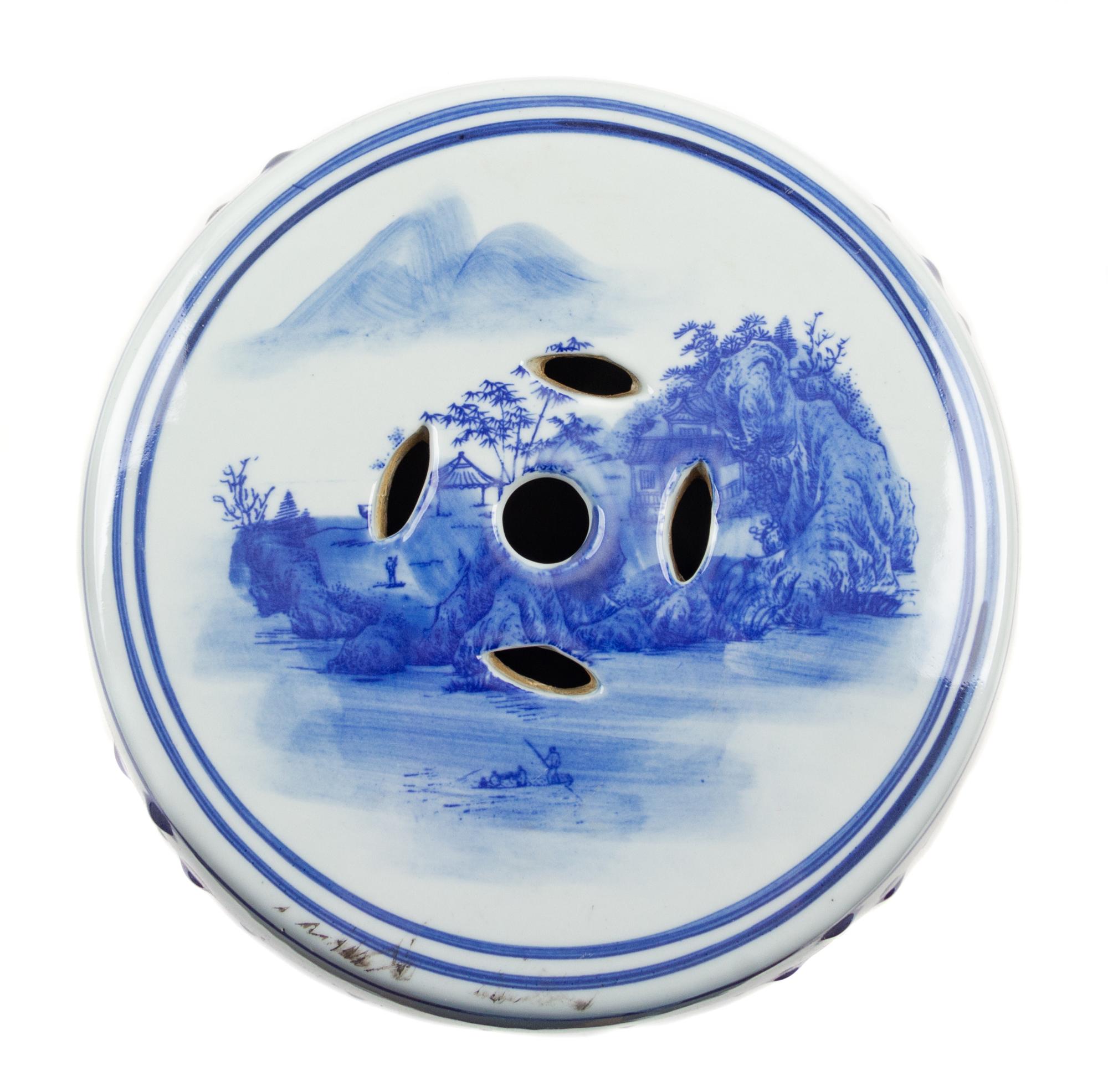 A Pair of Chinese Blue and White Porcelain Garden Seats Height 16 inches. — 20TH CENTURY