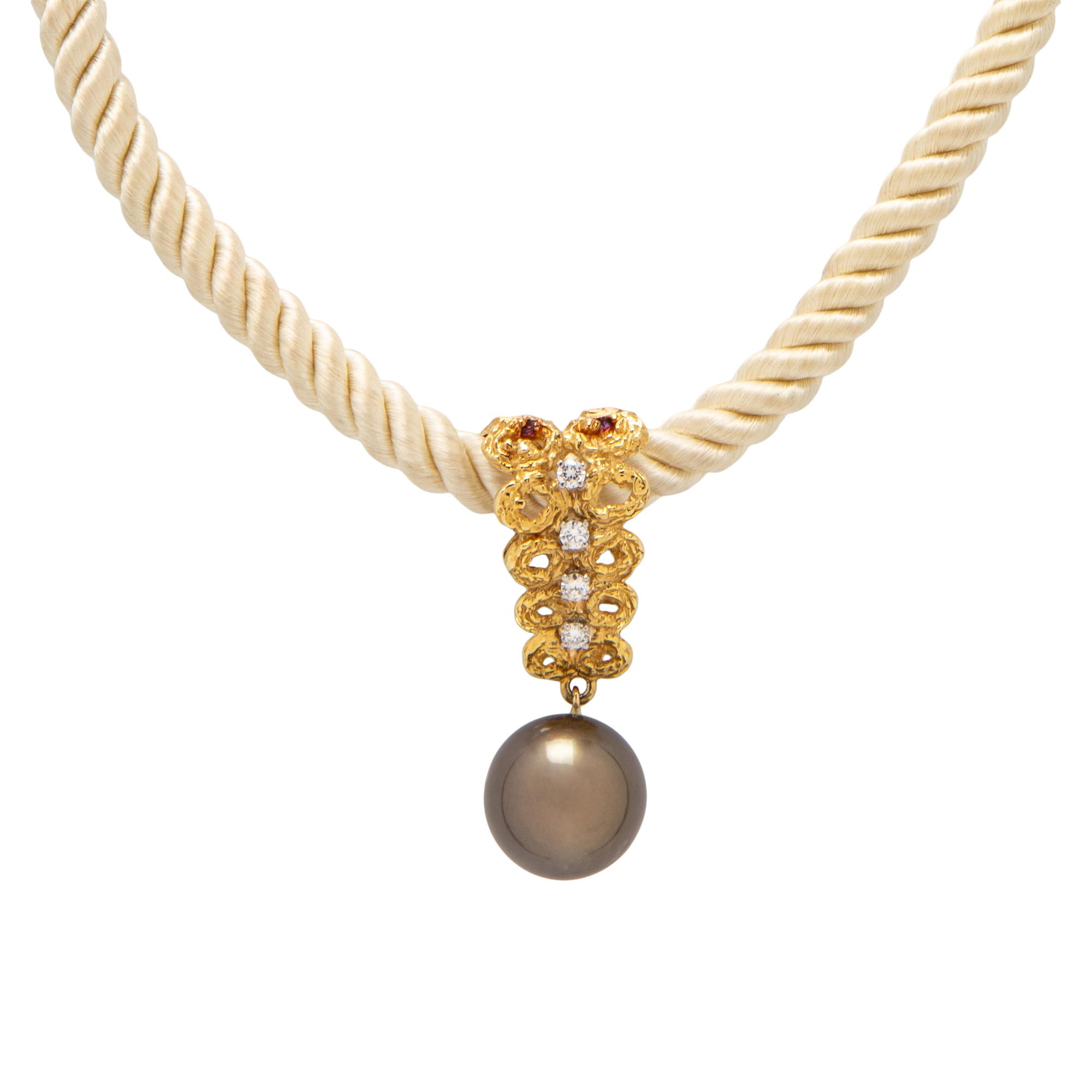 YELLOW GOLD, CULTURED BLACK PEARL, AND DIAMOND NECKLACE