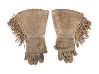 Plateau Beaded Hide Gauntlets