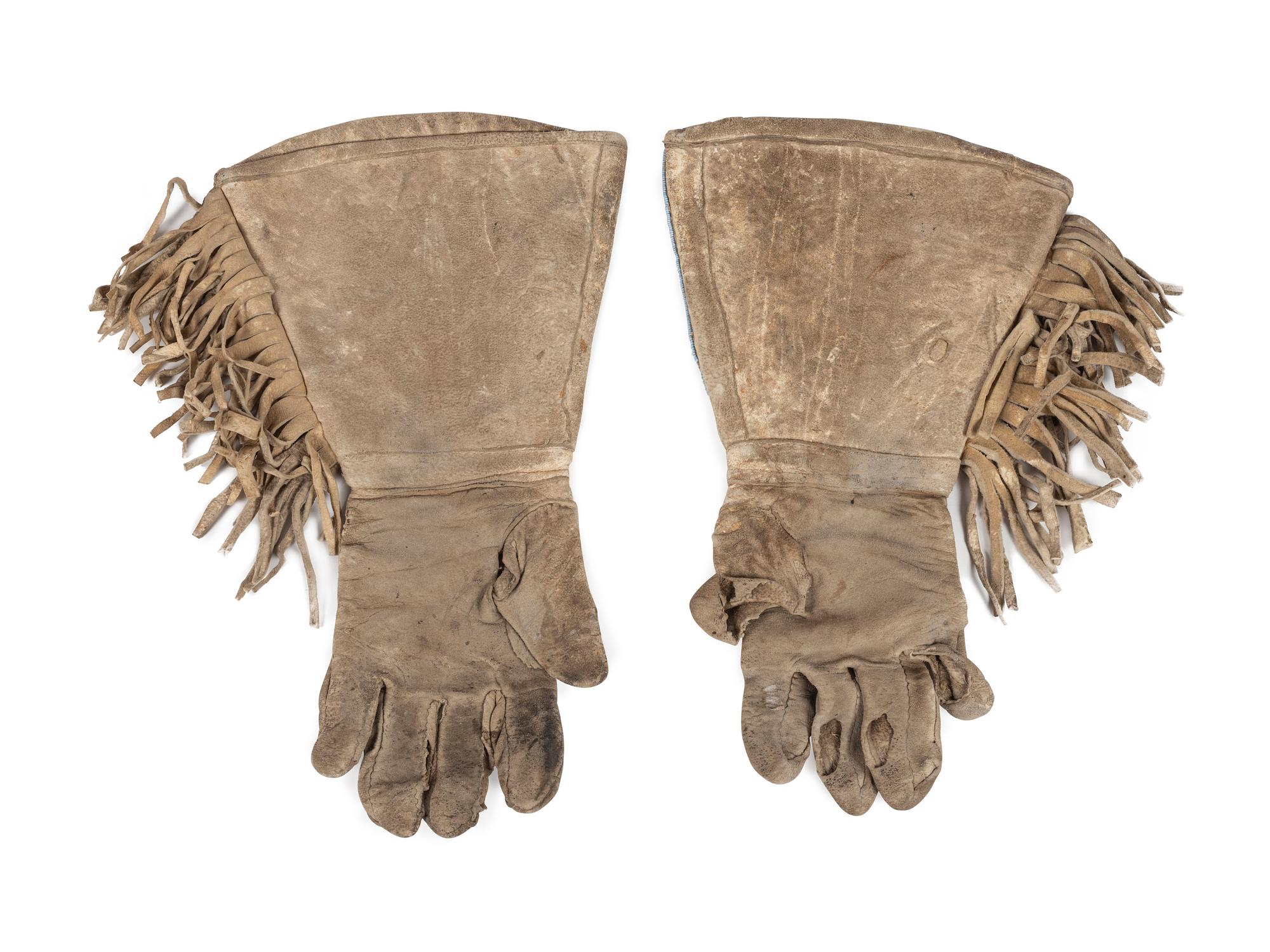 Plateau Beaded Hide Gauntlets