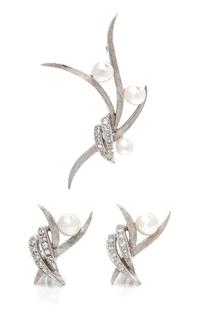 A 14 Karat White Gold, Pearl and Diamond Demi Parure, 9.30 dwts.
