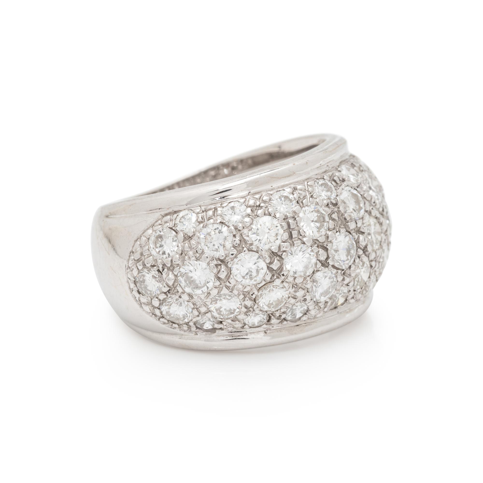DIAMOND BOMBÉ RING