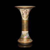 A Japanese Satsuma-Type Trumpet Vase, Kinkozan Studios, Meiji Period — 日本明治時代 錦光山造薩摩燒美人圖花觚