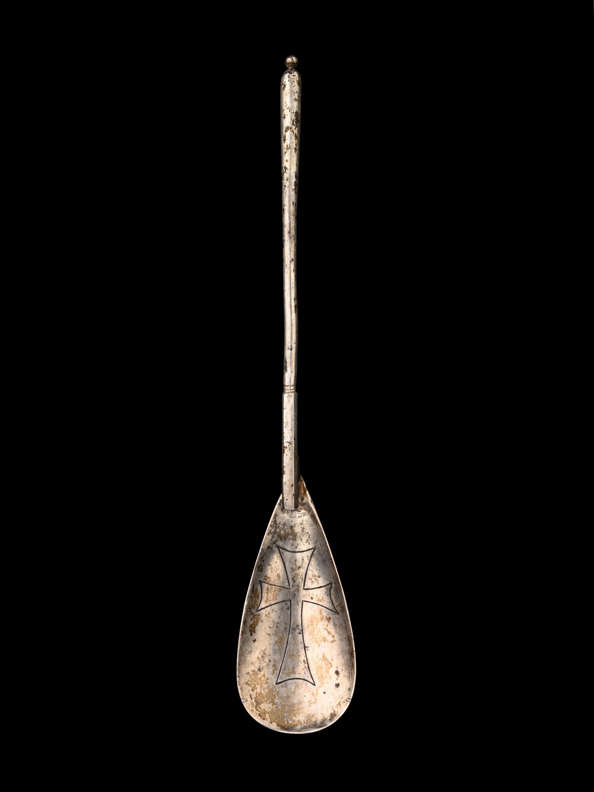 A Byzantine Silver Spoon with an Incised Cross