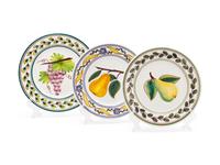 A Group of 26 Portuguese Conimbriger Hand-Painted Ceramic Fruit Plates — 20TH CENTURY