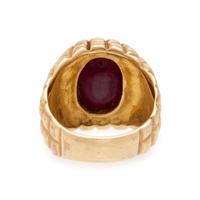 YELLOW GOLD AND RUBY RING