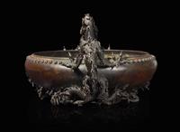 A Japanese patinated bronze "Dragons" jardinière, Meiji period 日本龍紋銅盤 明治