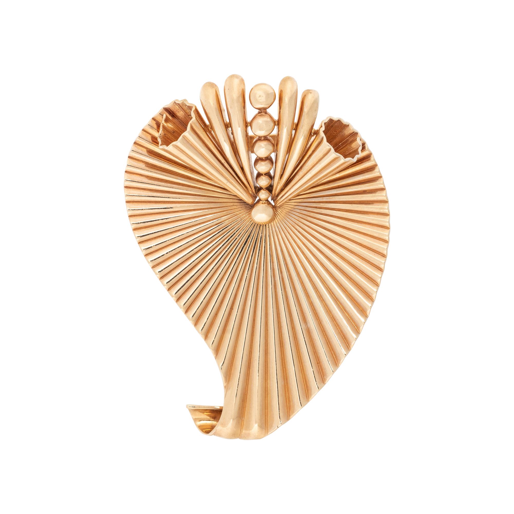 RETRO, YELLOW GOLD BROOCH