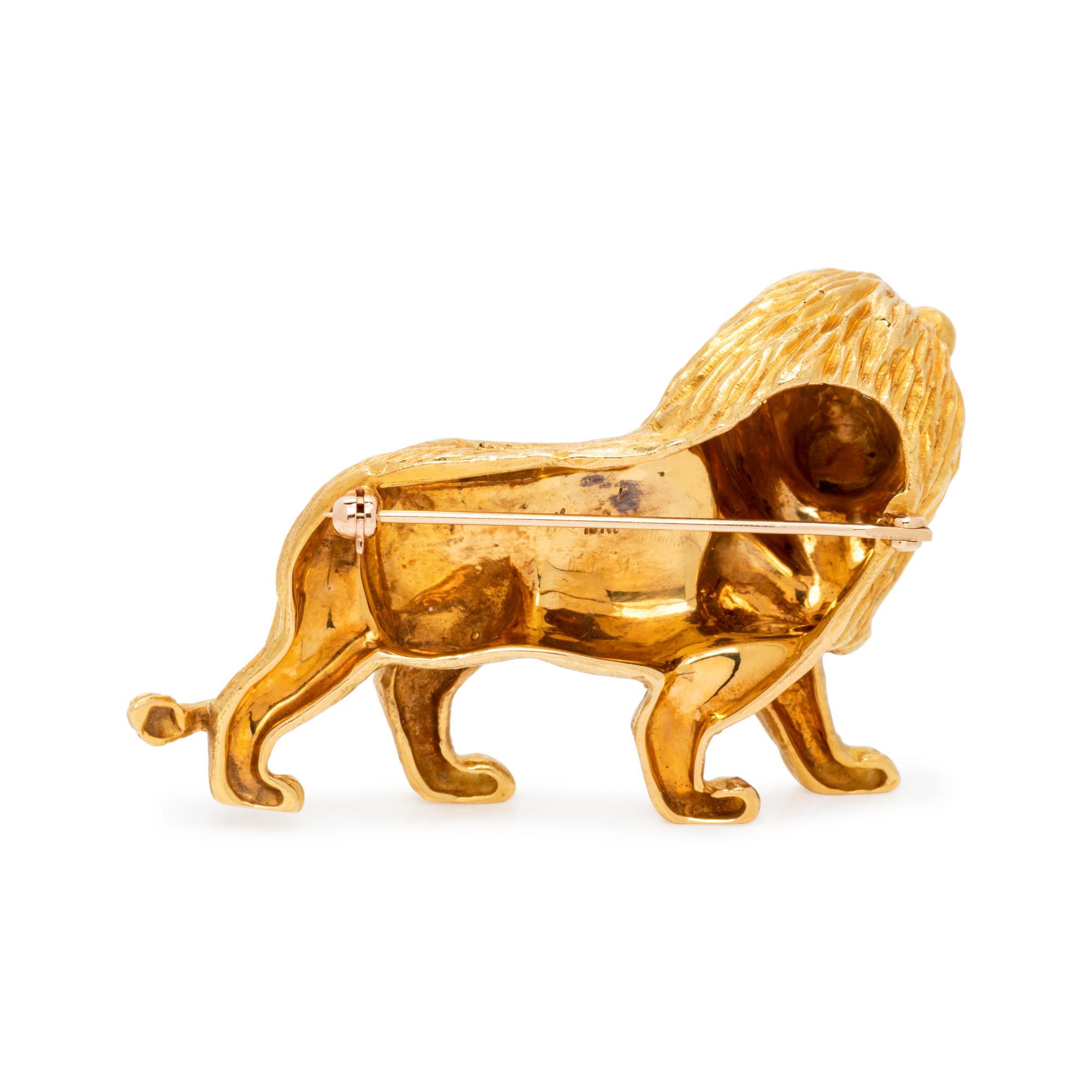YELLOW GOLD LION BROOCH