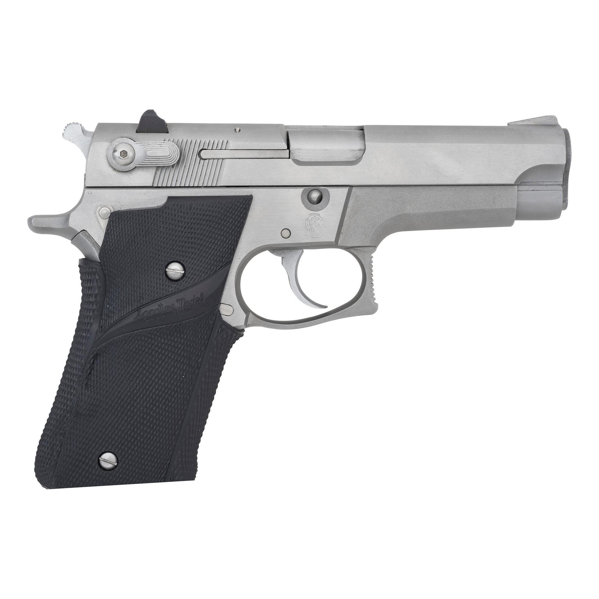 * Smith & Wesson Model 659 with Three Magazines