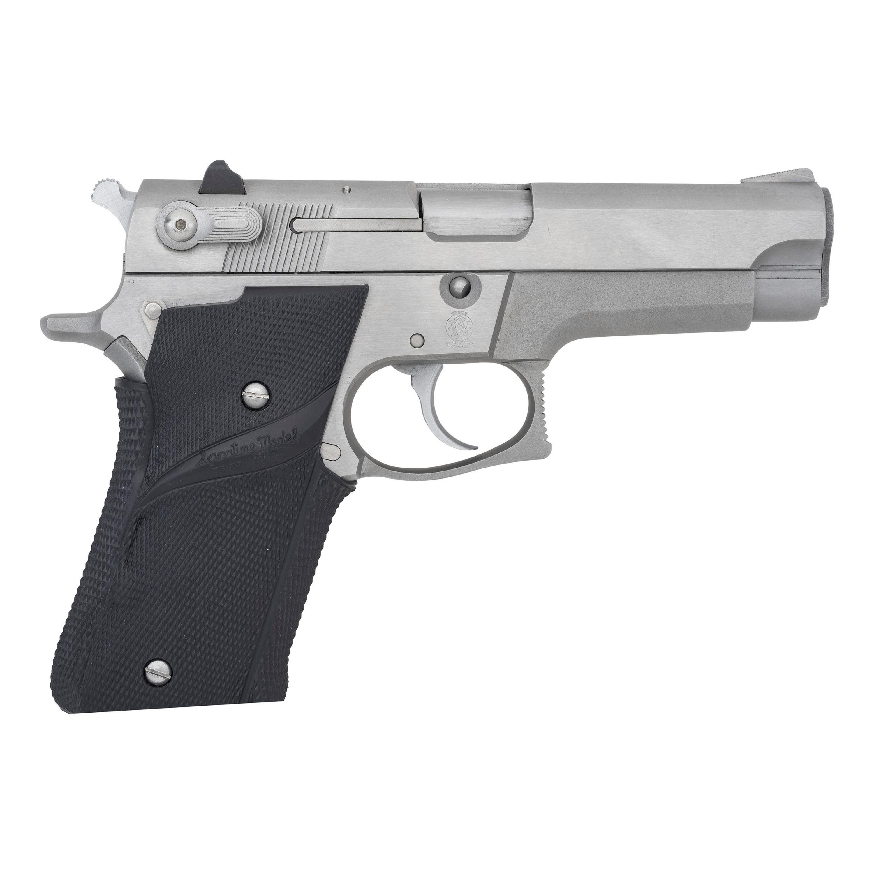 * Smith & Wesson Model 659 with Three Magazines