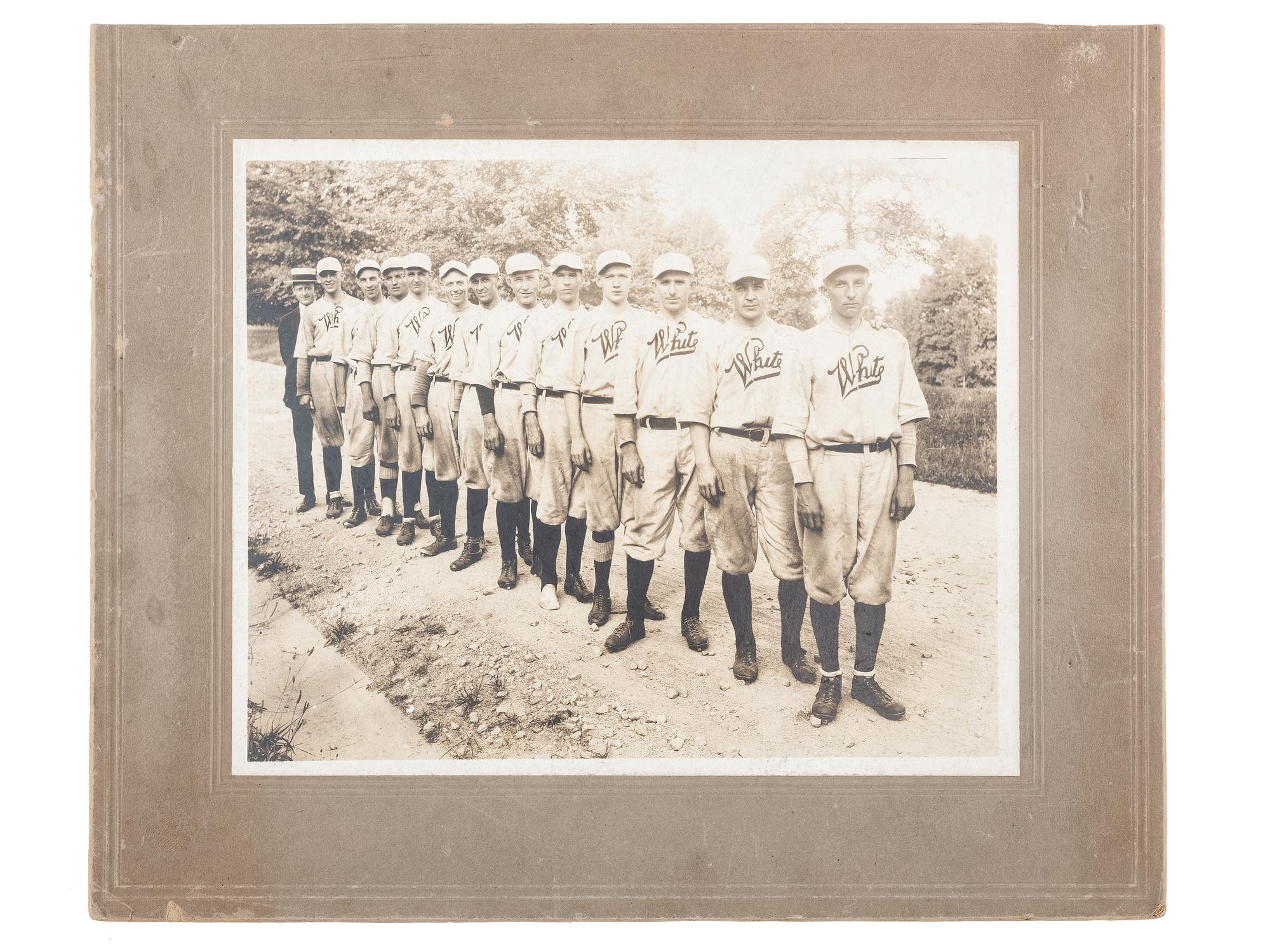 [SPORTS]. A group of 6 photographs of baseball teams.
