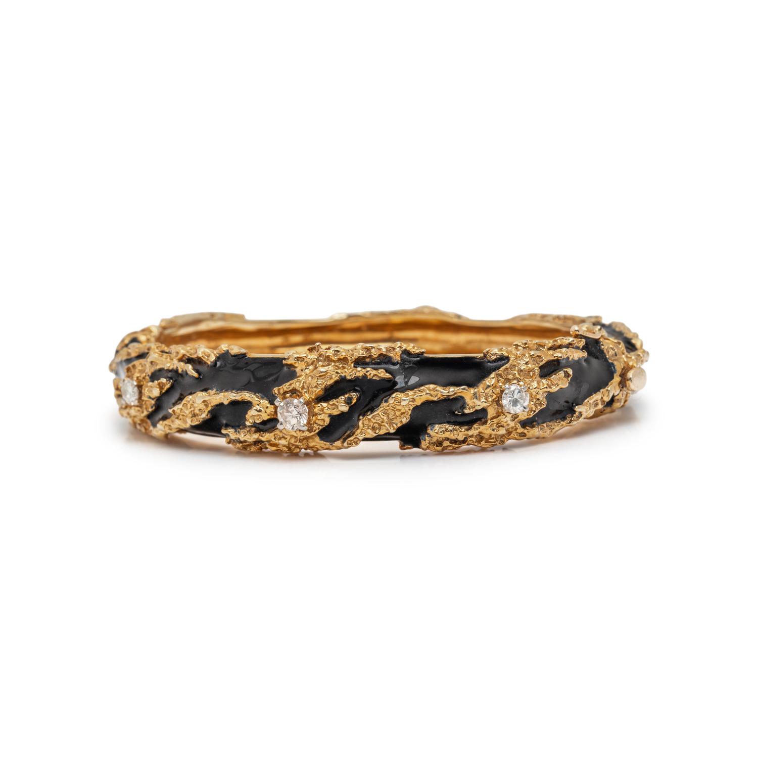 DIAMOND AND ENAMEL BANGLE BRACELET
