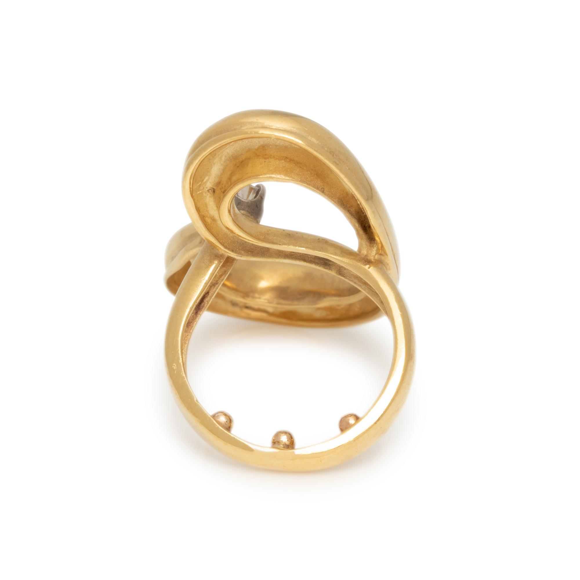 COLLECTION OF GOLD JEWELRY