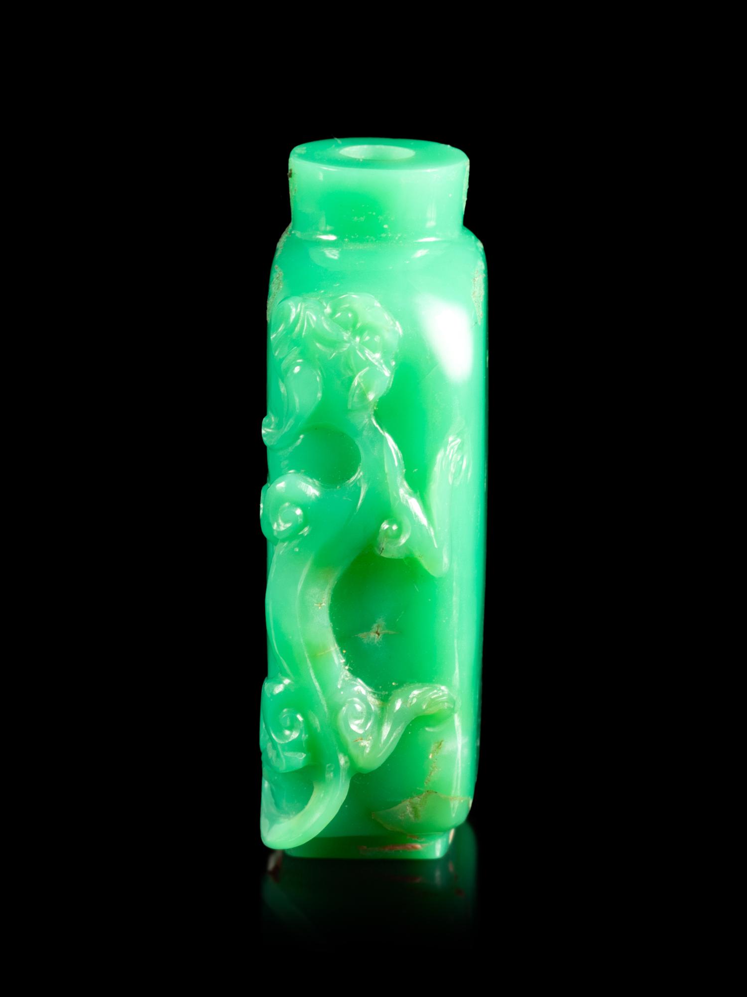 A Chinese Green Glass 'Chilong' Snuff Bottle