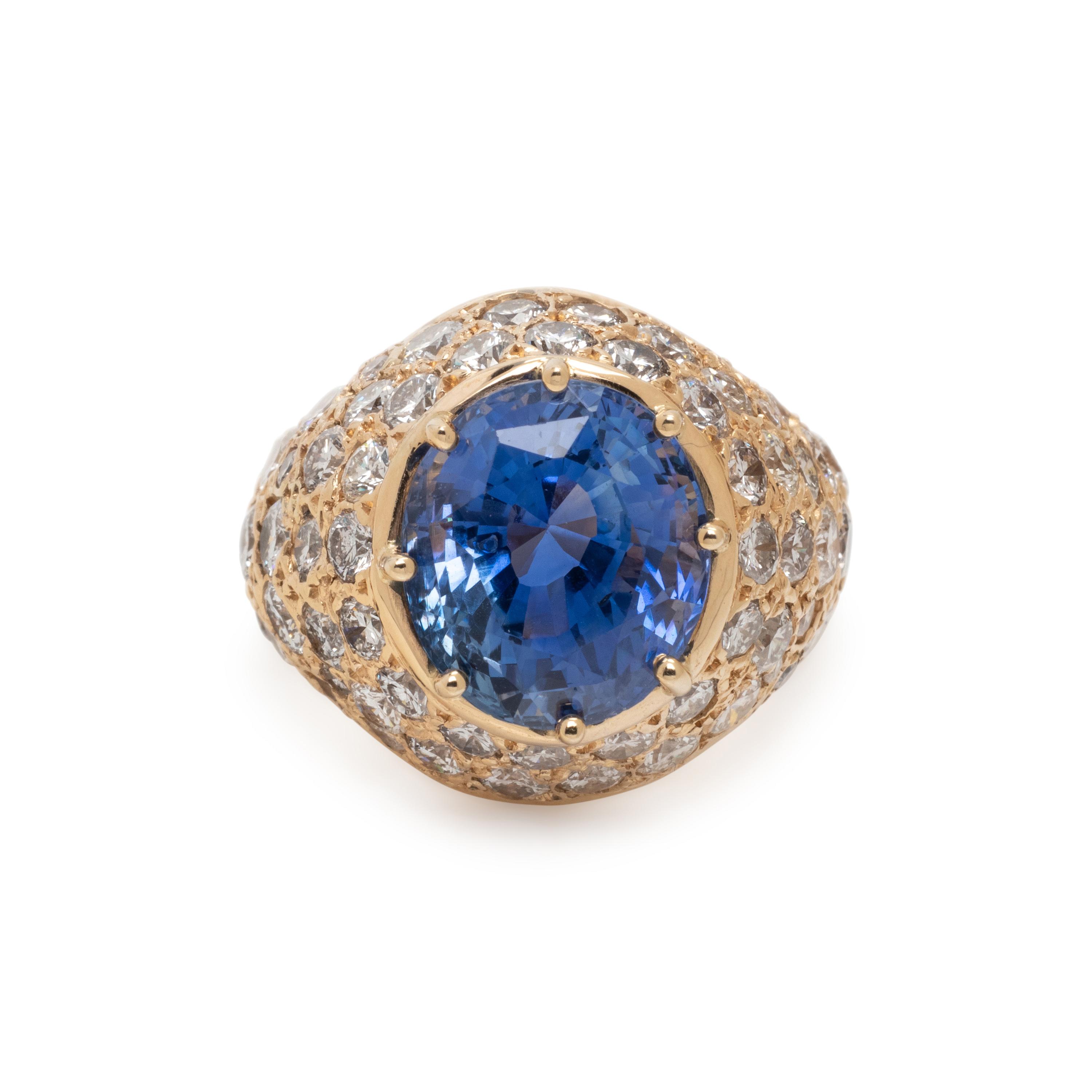 SAPPHIRE AND DIAMOND RING