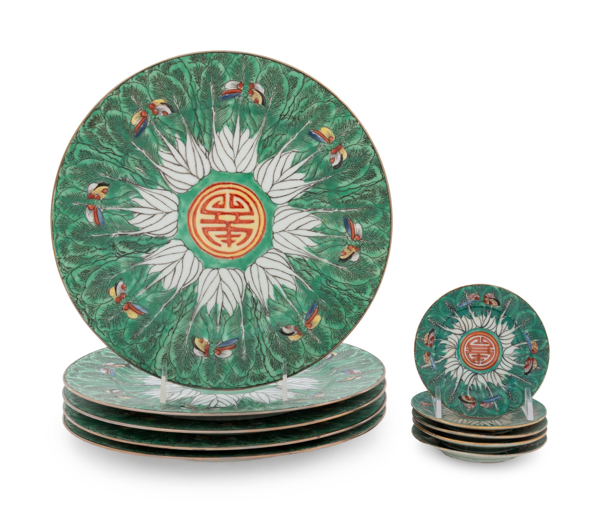 A Partial Set of Chinese Export 'Cabbage Leaf' Pattern Dinner-Service