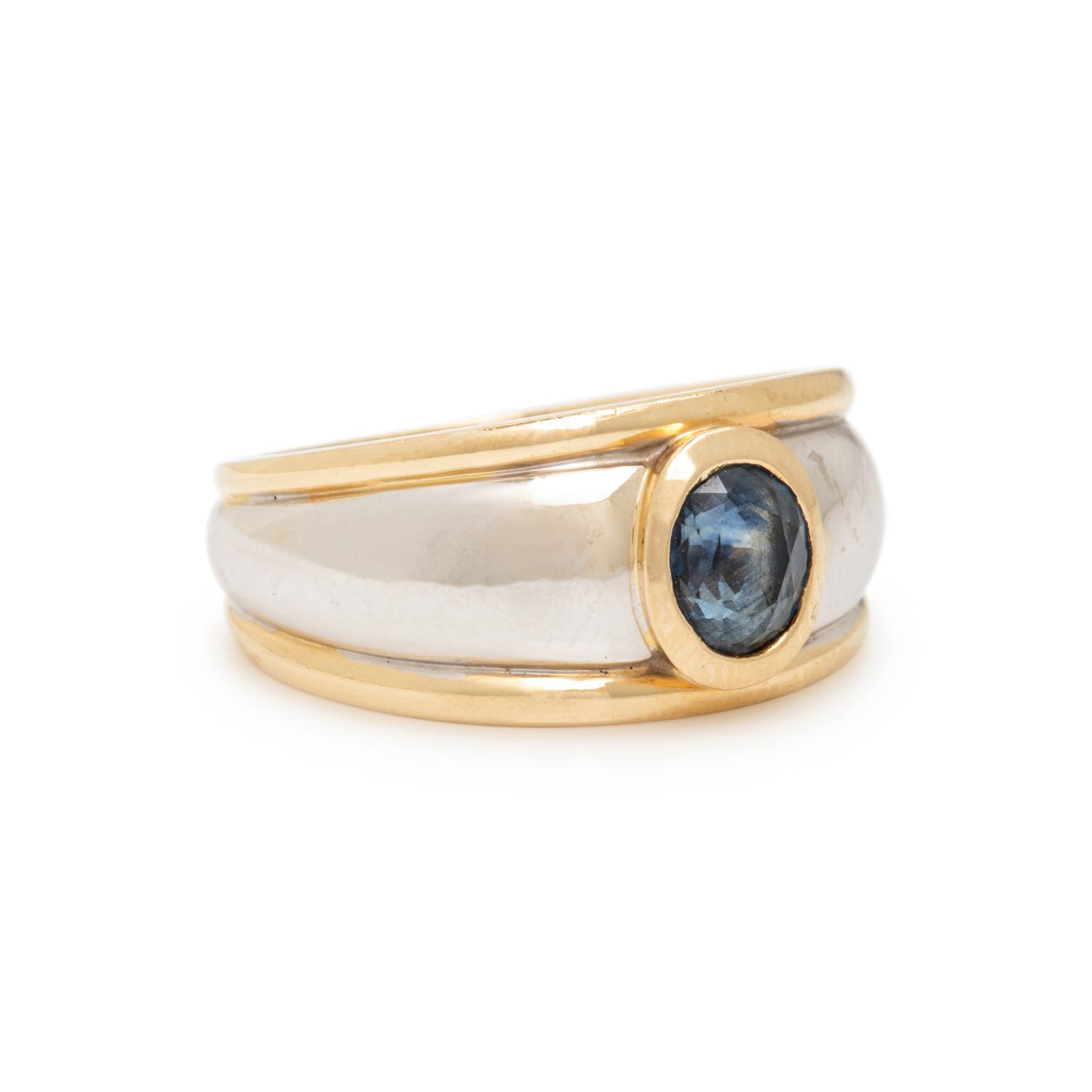 Bicolor Gold and Sapphire Ring
