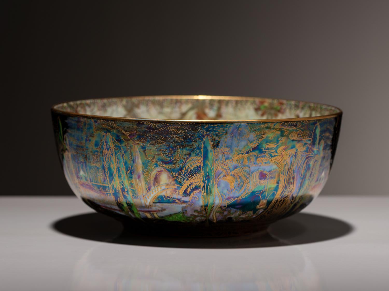 Fairyland Lustre Bowl, model Z4968