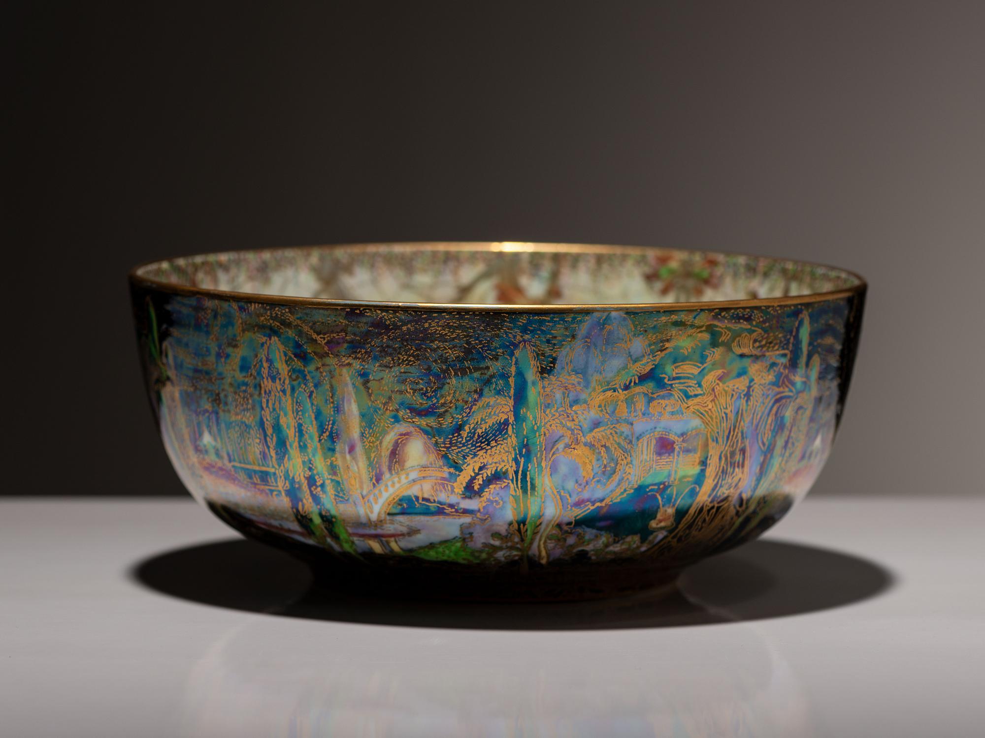 Fairyland Lustre Bowl, model Z4968