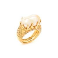 CULTURED BAROQUE GOLDEN PEARL AND YELLOW DIAMOND RING