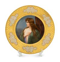 A Vienna Porcelain Cabinet Plate — 19TH CENTURY