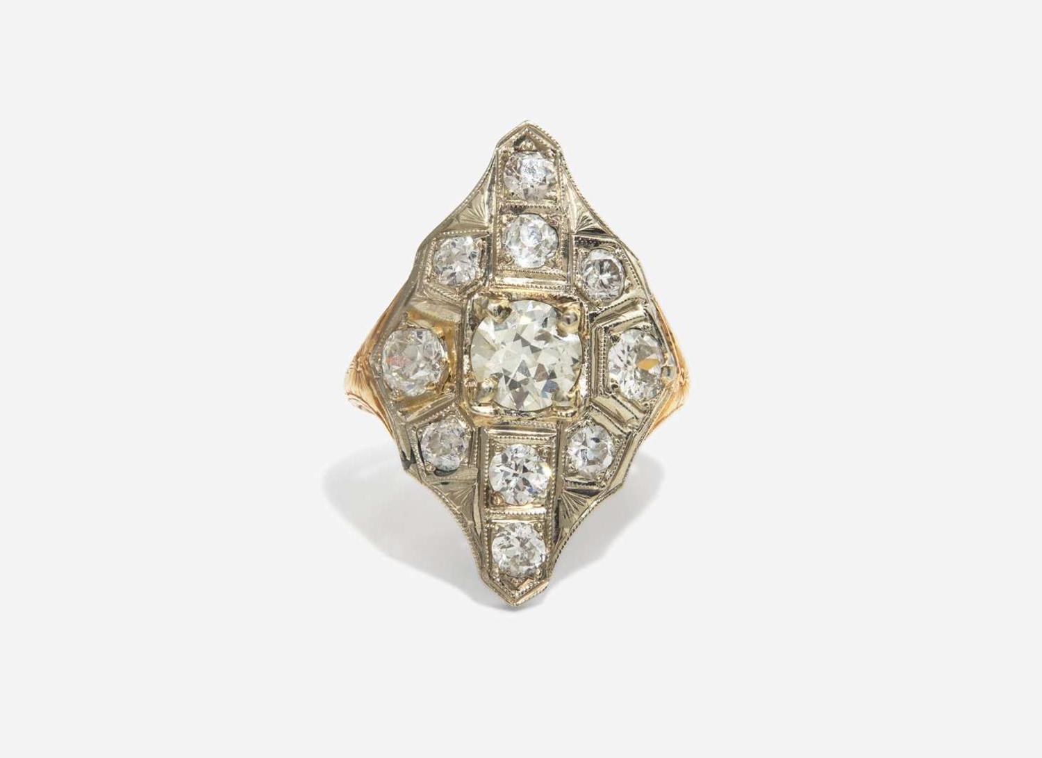 A Ladies Art Deco 14K Gold and Diamond Ring