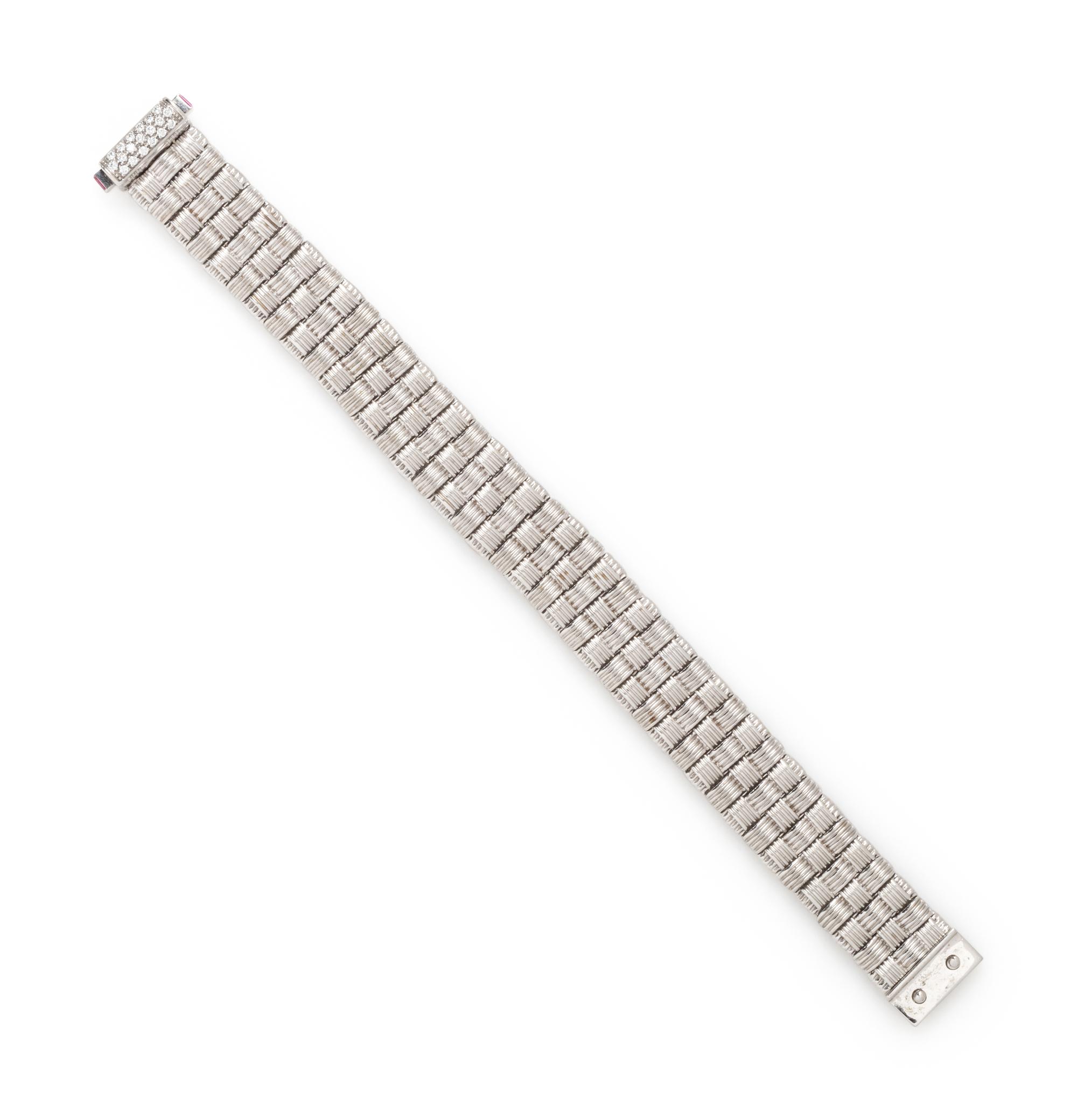 ROBERTO COIN. WHITE GOLD AND DIAMOND 'APPASSIONATA' BRACELET