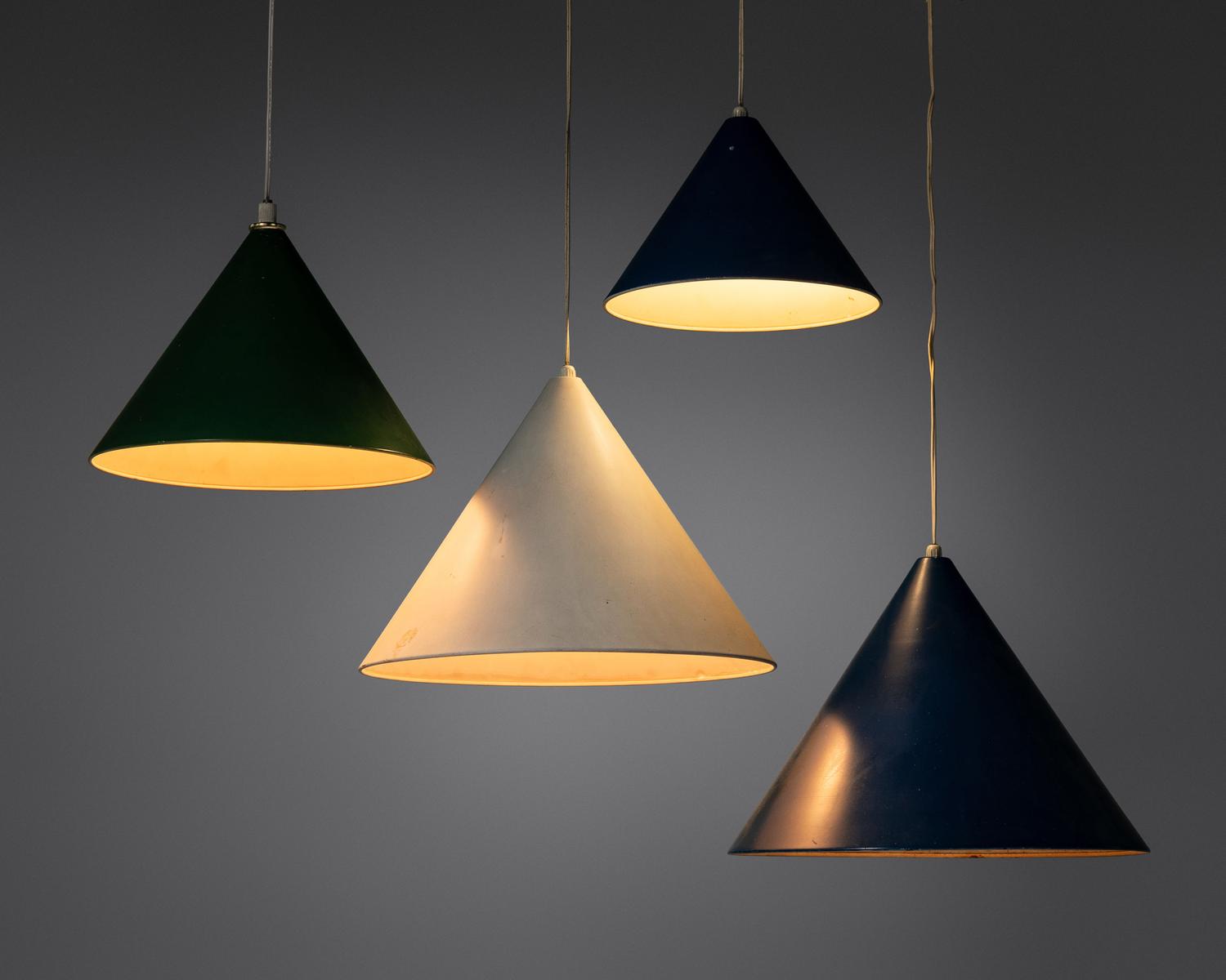 Four Billiard pendant lamps