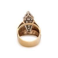 YELLOW GOLD AND DIAMOND RING