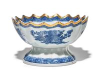 A Chinese Export Porcelain Blue Fitzhugh Monteith Bowl