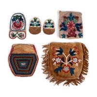 Group of Great Lakes and Northeastern Beaded Pouches