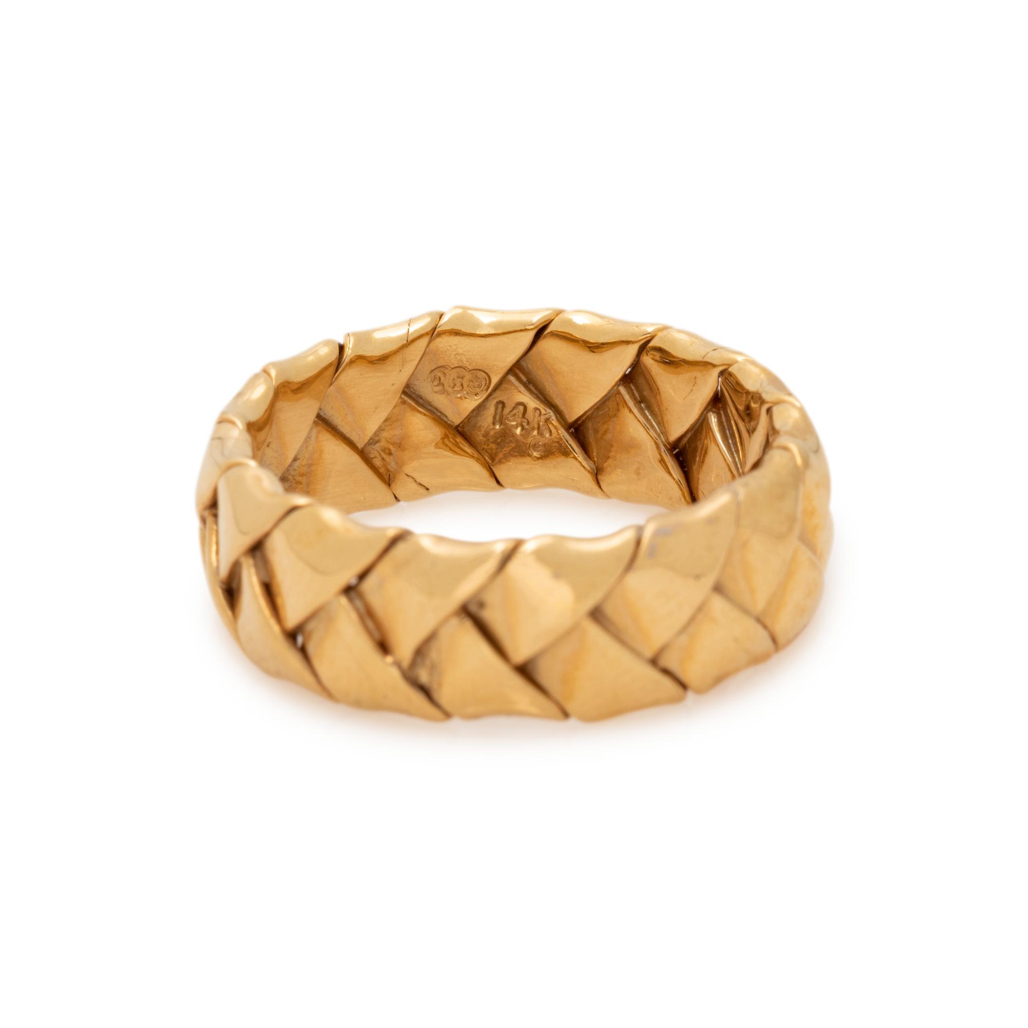 YELLOW GOLD RING